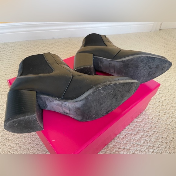 Browns B2 Croc Leather Chelsea Booties - Picture 6 of 10